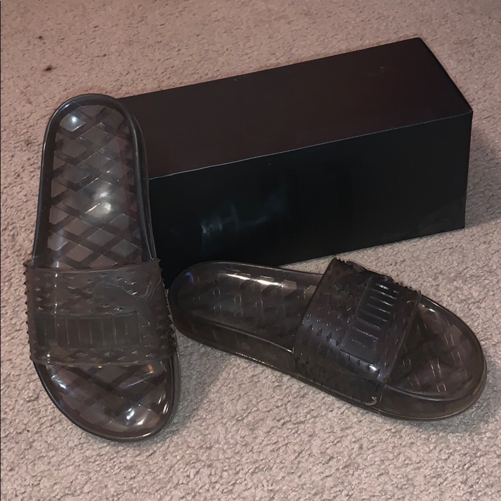 Black Fenty Puma Jelly Slides